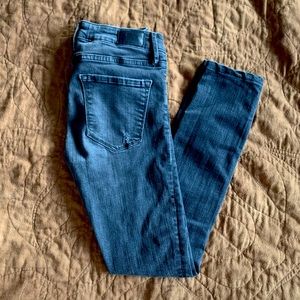 Zara Medium rise, slim fit damaged jeans